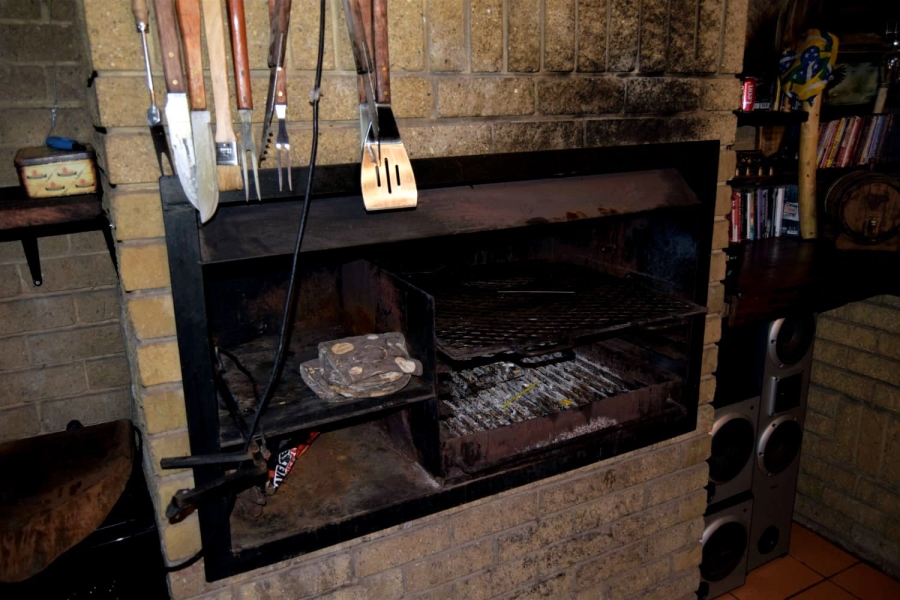 4 Bedroom Property for Sale in Vaalpark Free State